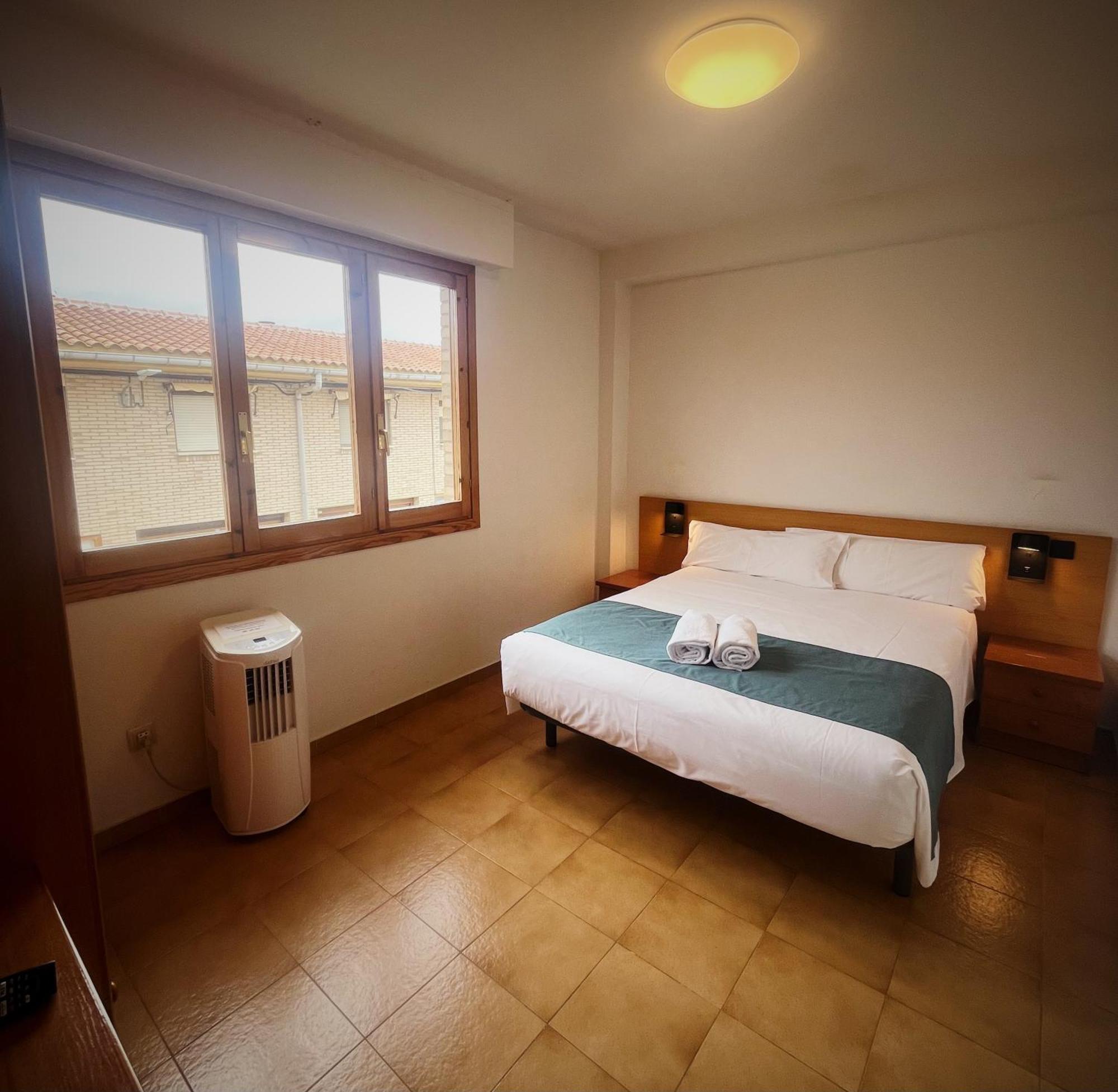 Hostal Legaz Funes Exterior photo